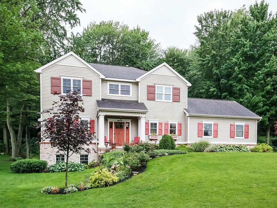 1st image of 4655 Sundial Dr NE