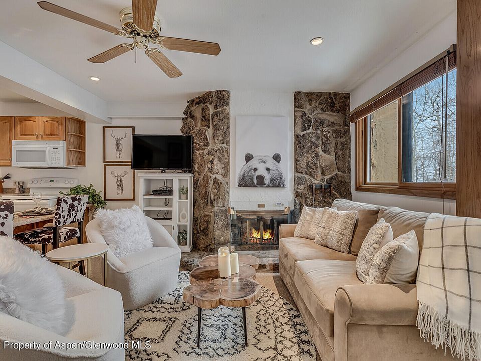 1st image of 640 Carriage Way #304