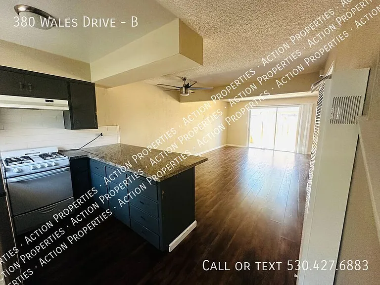 380 Wales Dr #B — Photo 5