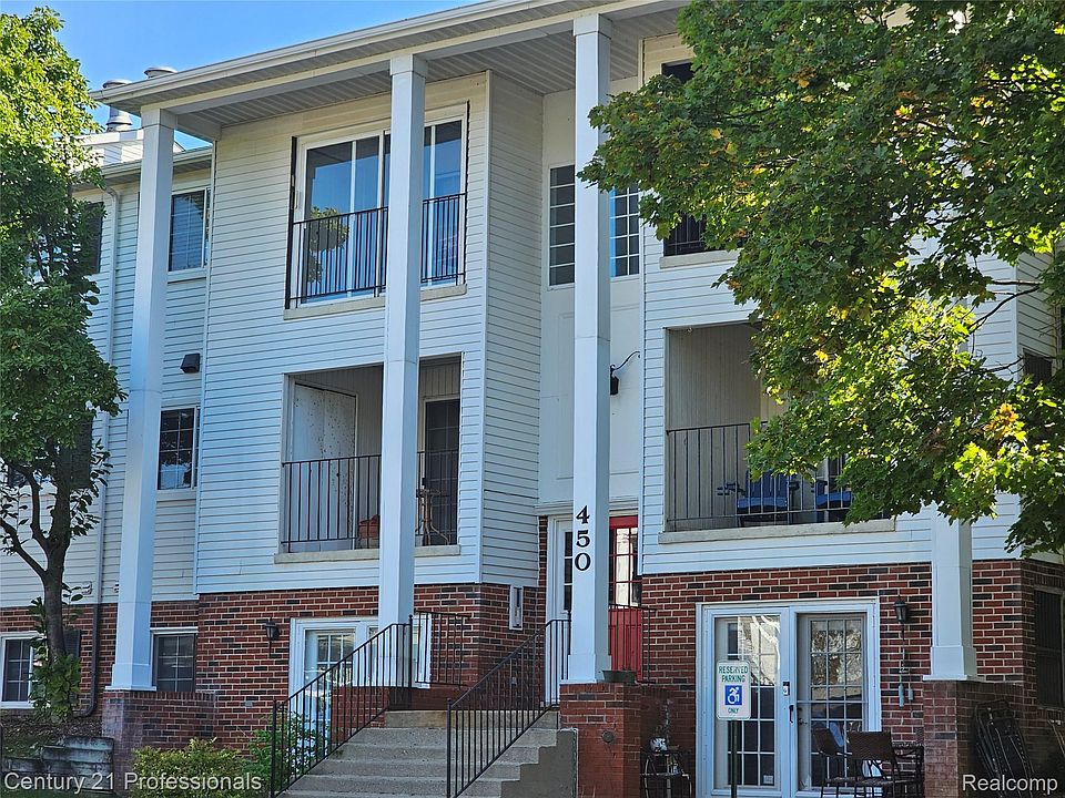 1st image of 450 Baldwin Ave APT 37