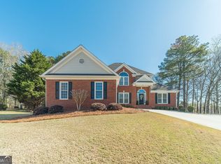 781 Templeton Dr, Loganville, GA 30052