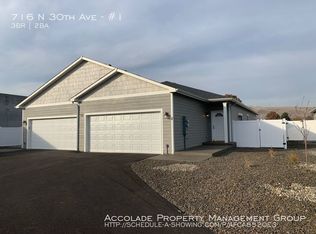 716 N 30th Ave #1, Yakima, WA 98902