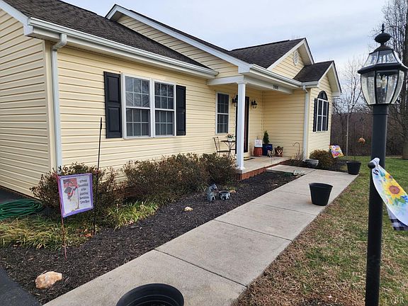 3rd image of 1808 Vista Cir