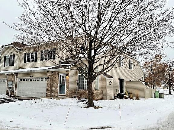 2nd image of 8775 Hastings Cir NE