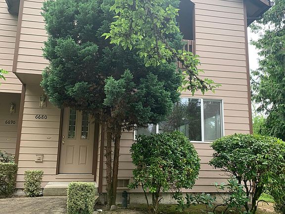 5th image of 6690 NE Dogwood St