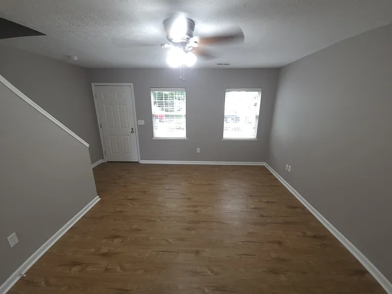 366 E Mithoff St — Photo 11