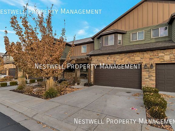3rd image of 49 E Fall Station Way