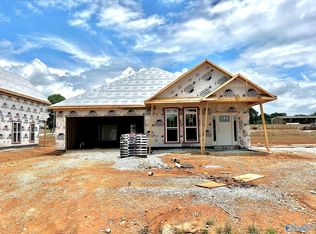 105 Alamo Ct, Athens, AL 35611