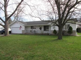 420 Kirk Dr, Mt Zion, IL
