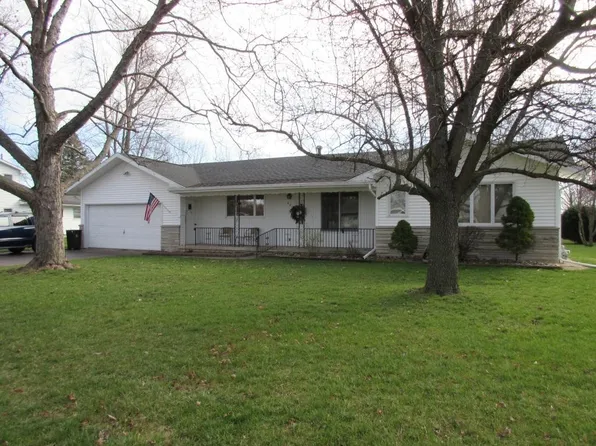 420 Kirk Dr, Mt Zion, IL 62549