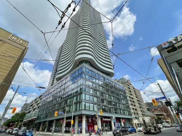 403 Church St #301, Toronto, ON M4Y 0C9