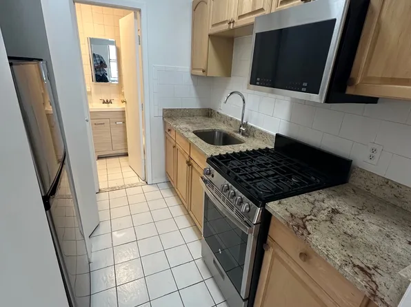 692 Ninth Avenue image 1 of 2