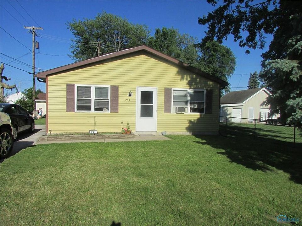 1st image of 203 Gardner Ave