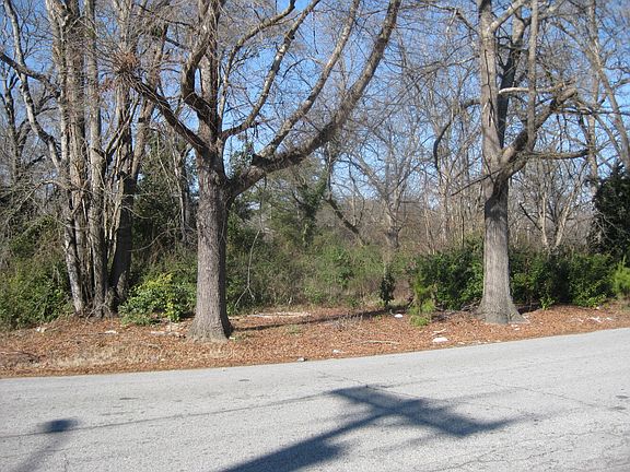 3rd image of 101 Calhoun St