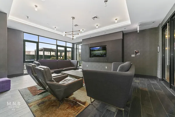 Rented by MNS | media 67