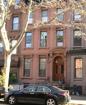 5th image of 607 Carlton Ave #1