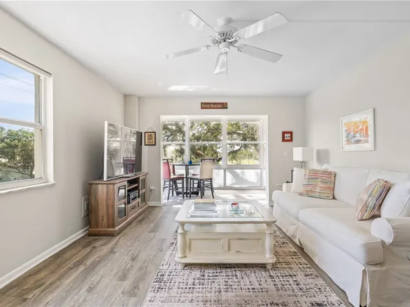 275 Date Palm Rd APT 307, Vero Beach, FL 32963