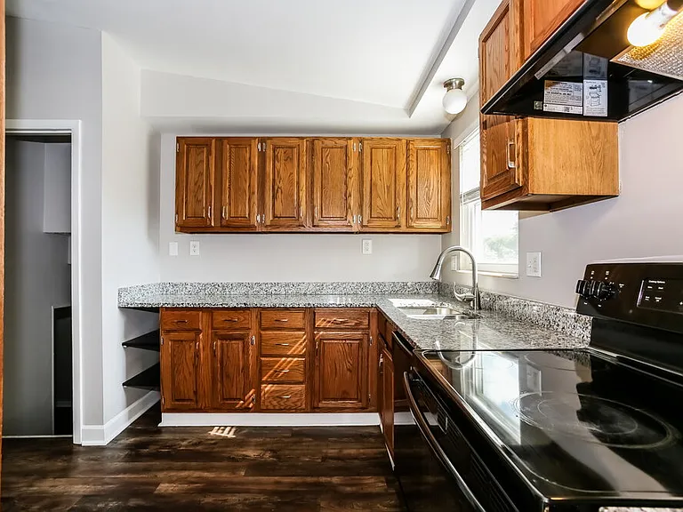 2891 Freedom Trl — Photo 10