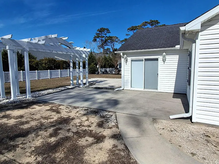 1584 Eyota Dr SW — Photo 17