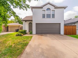 6811 Normandy Ct, Fort Worth, TX 76133