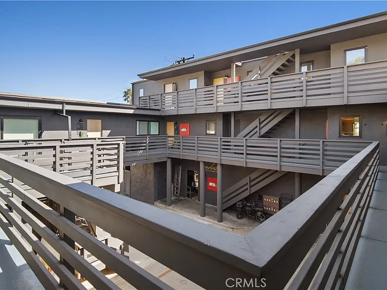 1105 N Coast Hwy — Photo 26