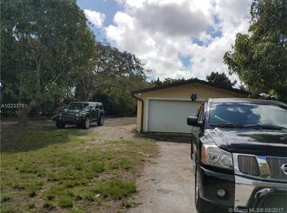 12700 SW 196th St, Miami, FL 33177