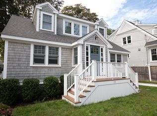 12 Whiton Ave, Hingham, MA 02043