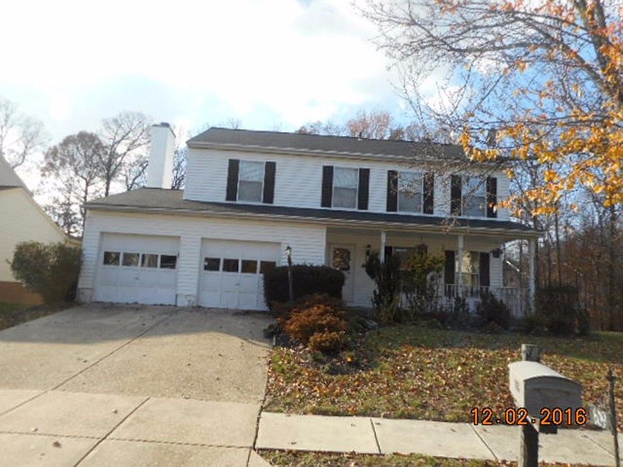 2nd image of 609 Halifax Pl