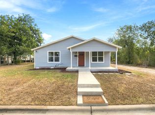 805 Haysel St, Bastrop, TX 78602