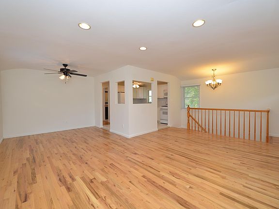 5th image of 502 Drumgoole Rd E #Main