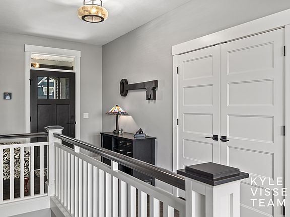 3rd image of 4112 Old Hawk Ct
