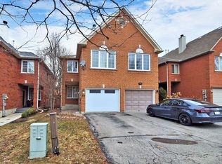 99 Widdifield Ave, Newmarket, ON L3X 1Z3