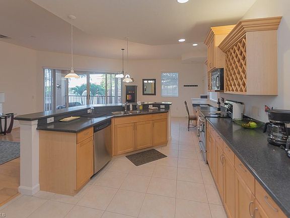 4th image of 8532 Via Lungomare Cir Unit 205