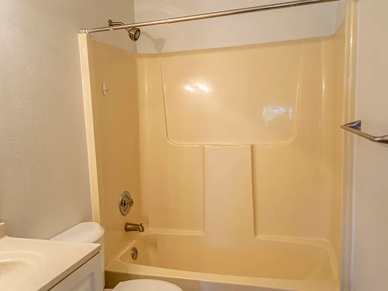 5321 Treetops Dr #T-202 — Photo 16