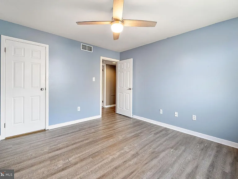 1512 Roberts Way — Photo 12