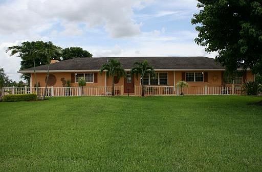 2nd image of 5710 SW 195th Ter