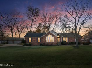 239 Shady Pond Ln, Shepherdsville, KY