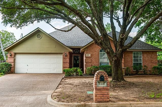 1st image of 6210 Kingswood Dr