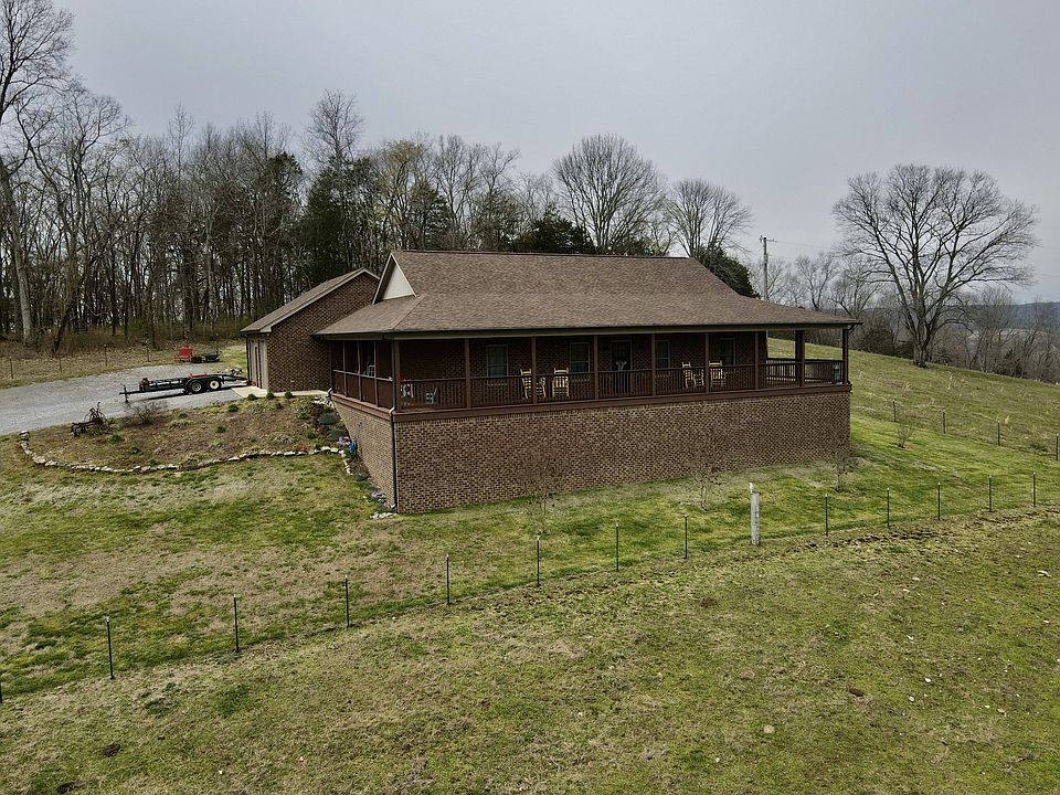 1st image of 281 Horseshoe Bend Ln
