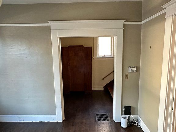 Entry hall from LR