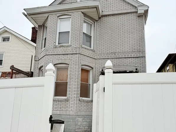 (undisclosed Address), Staten Island, NY 10305