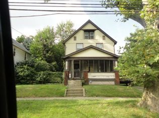 1477 Hampton Rd, Akron, OH 44305