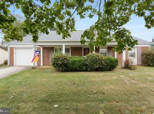 52 Grayson Cir, Willingboro, NJ 08046