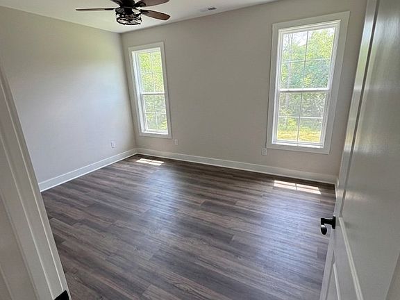2nd image of 1025 Northside Dr