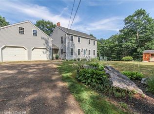 6 Bluff Dr, Newcastle, ME 04553