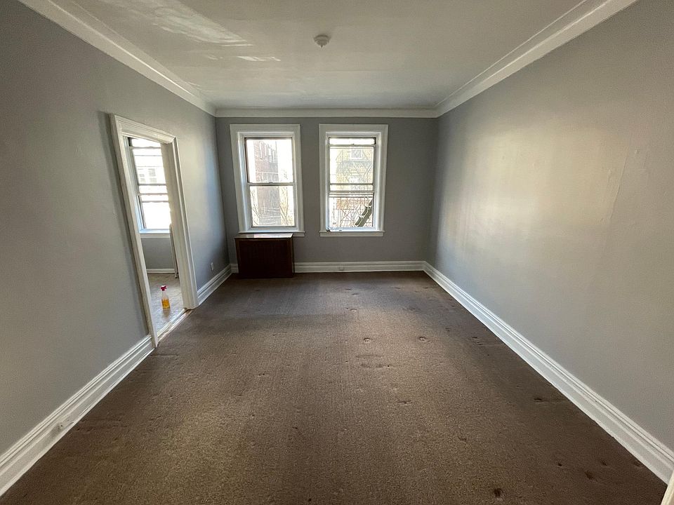 2nd image of 863 Avenue C APT 3C
