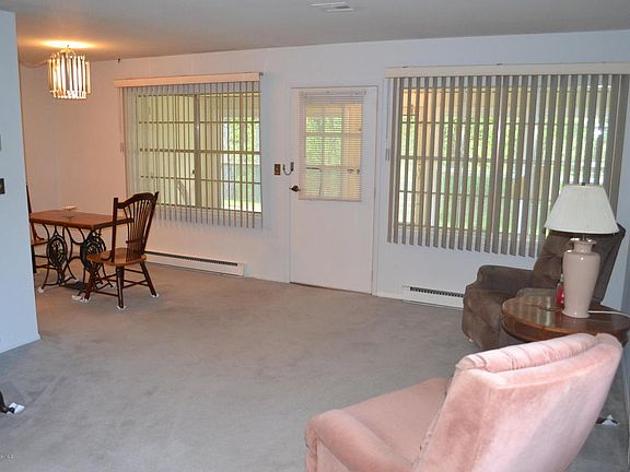 5th image of 1247A Hamilton Ct