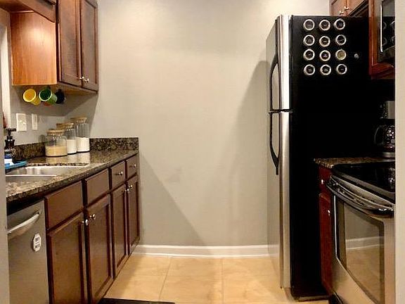 4th image of 2421 Beachview Dr #G-13-104
