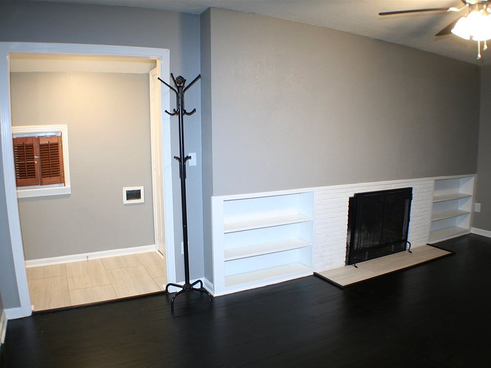 2nd image of 1315 Dearborn St