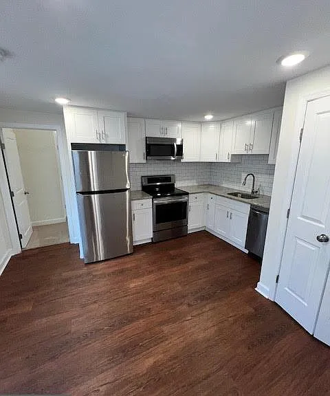659 Downingtown Pike — Photo 4